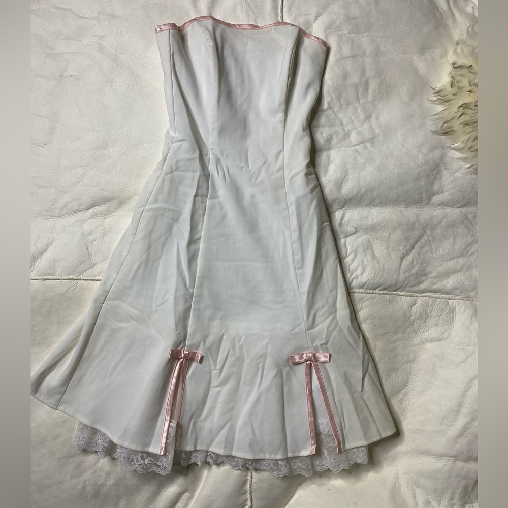 Strapless Coquette mini bow dress